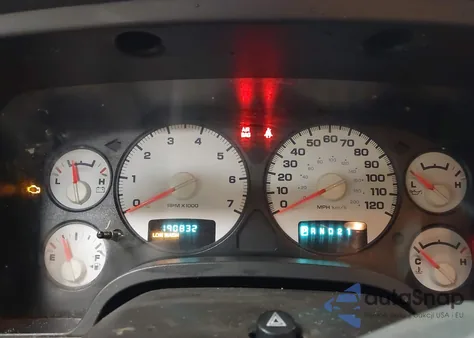 2005 Dodge Ram 1500 Slt/Laramie z USA, uszkodzony, nr VIN 1D7HU16D35J632537